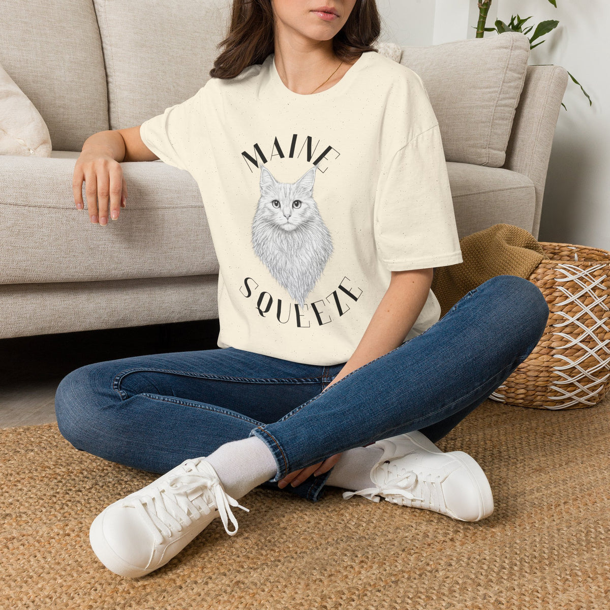 Maine Coon Cat T-Shirt — 'Maine Coon' Graphic Tee for Cat Lovers