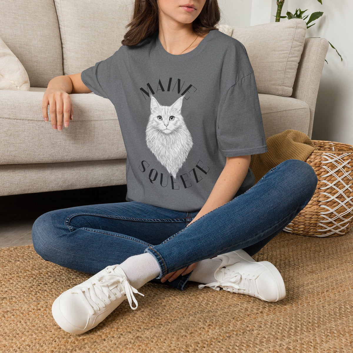 Maine Coon Cat T-Shirt — 'Maine Coon' Graphic Tee for Cat Lovers