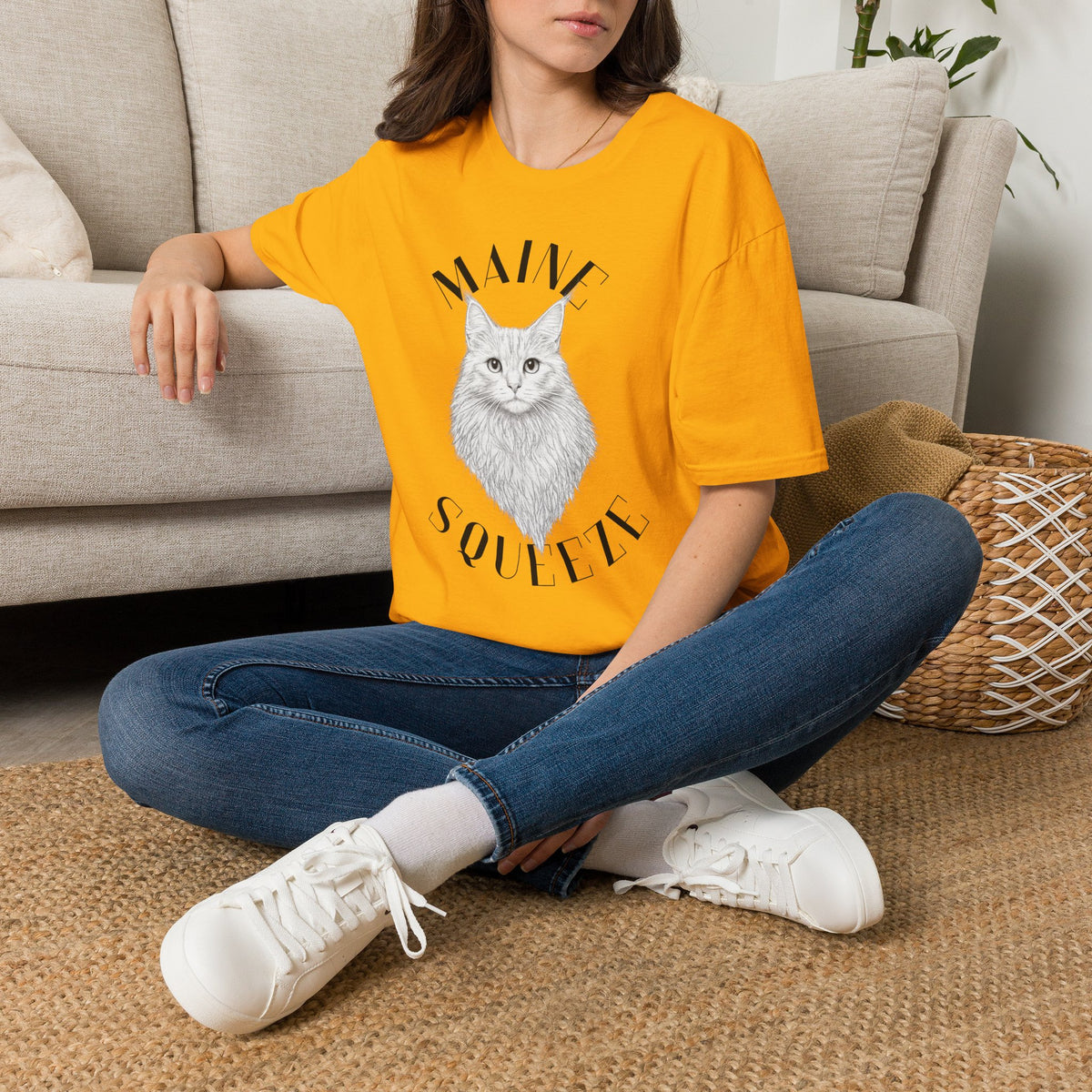 Maine Coon Cat T-Shirt — 'Maine Coon' Graphic Tee for Cat Lovers