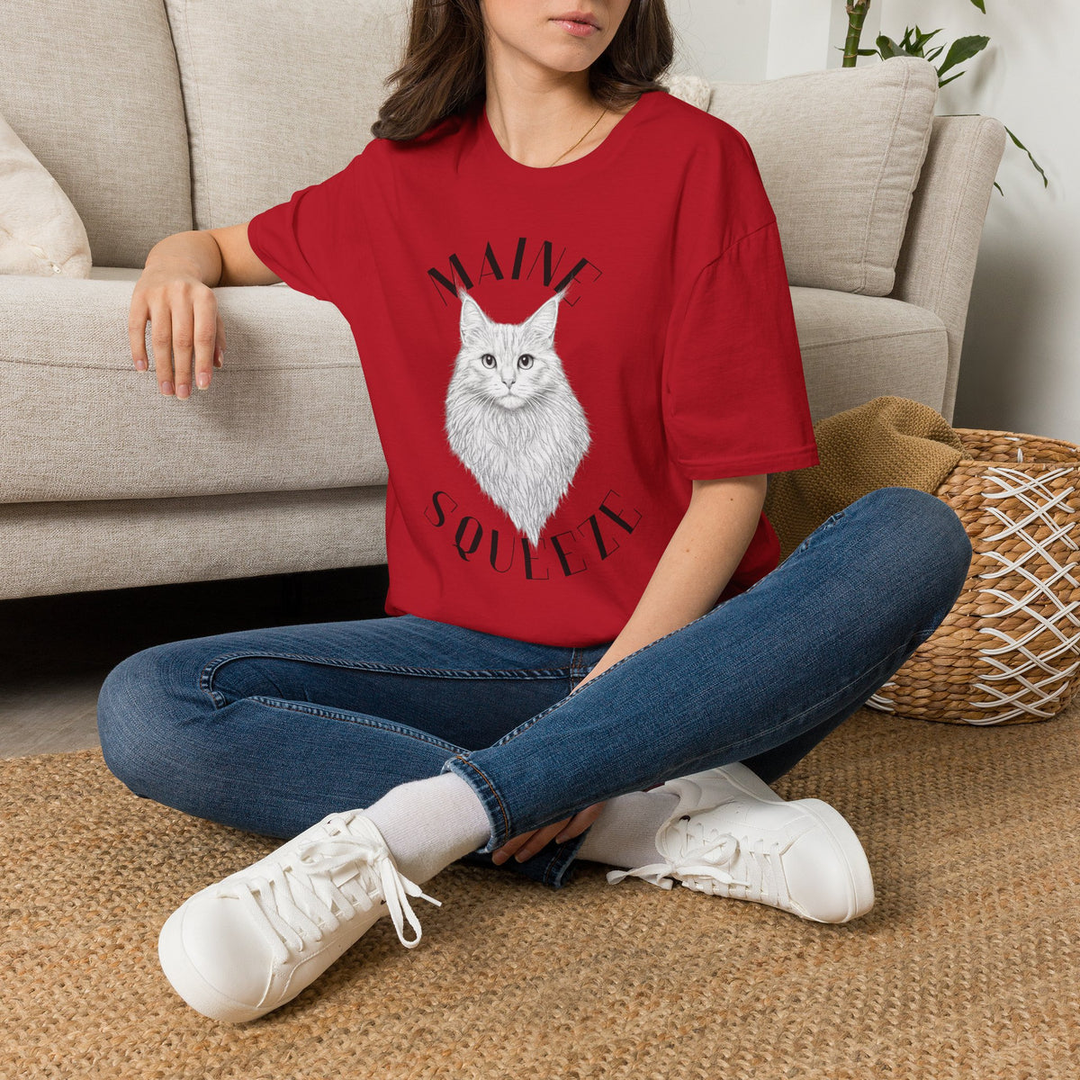Maine Coon Cat T-Shirt — 'Maine Coon' Graphic Tee for Cat Lovers