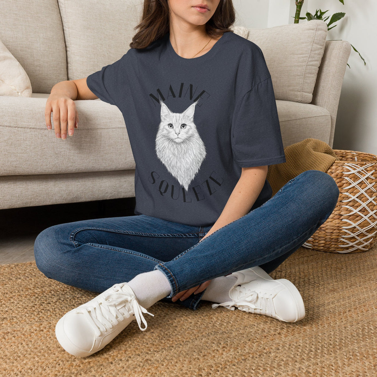 Maine Coon Cat T-Shirt — 'Maine Coon' Graphic Tee for Cat Lovers